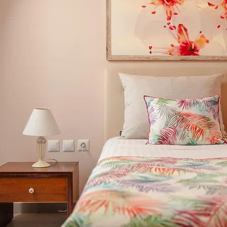 Apartament Michaella *